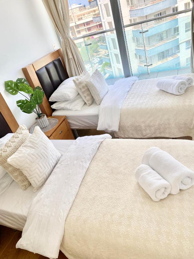 Ocean Village Lovely 2 Bedroom Apartment Gibraltar Bagian luar foto